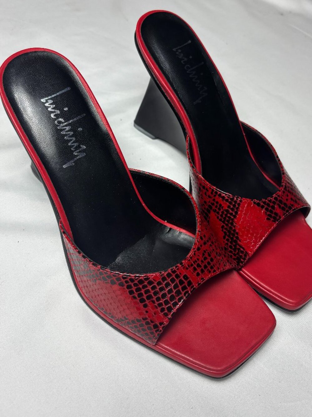 Luichiny Women’s Red Snakeskin Block Heel Slide Sandals Made in Brazil | Size 9